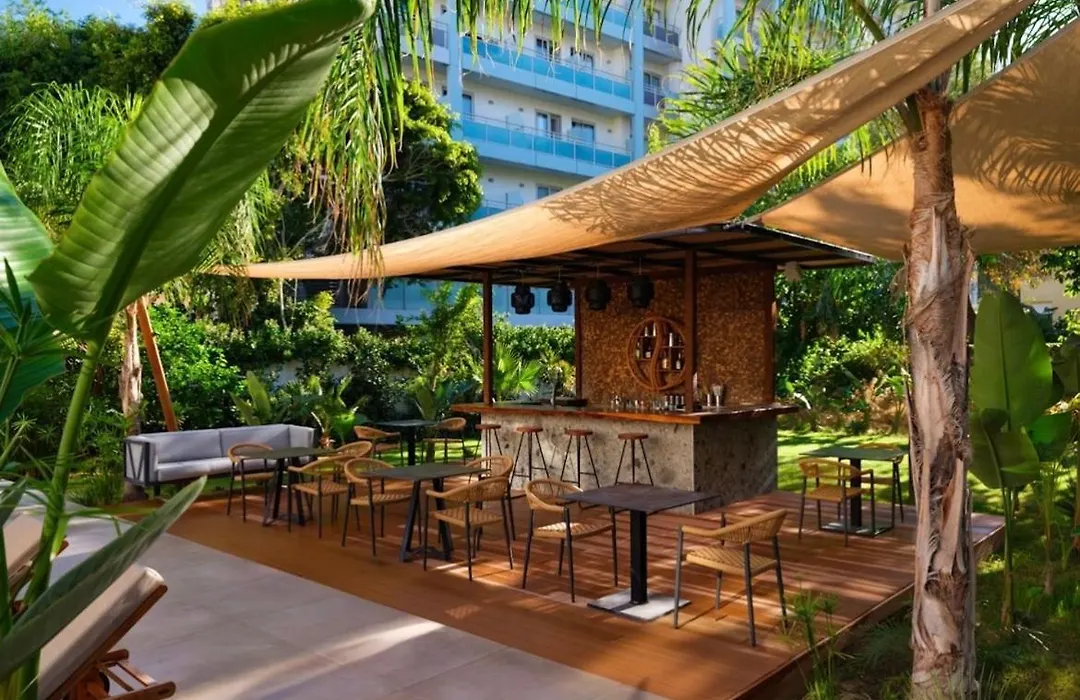 Naillac Elite Suites-1