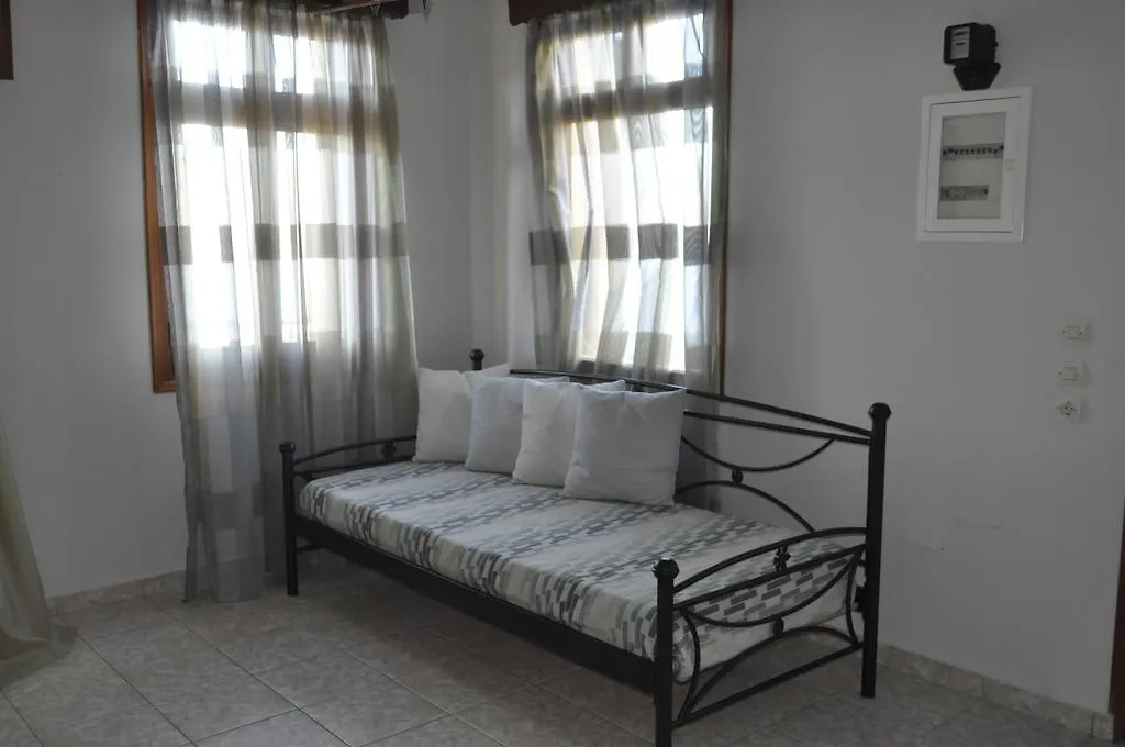 Palm Tree Studio Symi-1