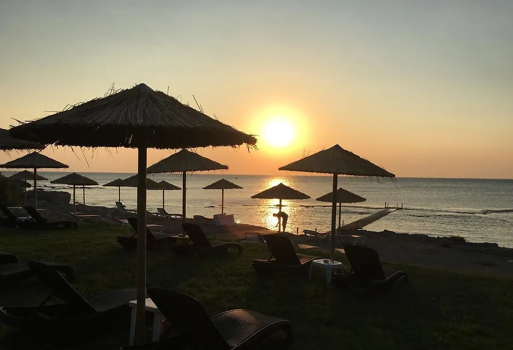 Larisa Boutique Hotel-1