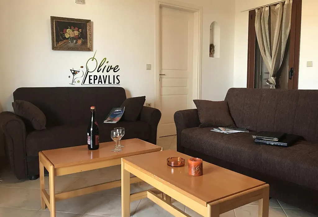 Olive Epavlis-1