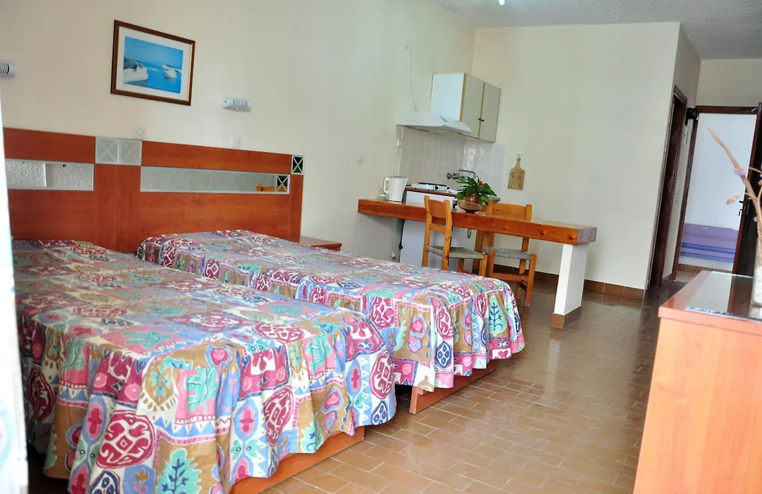 Mamouzelos Hotel Apartments-1