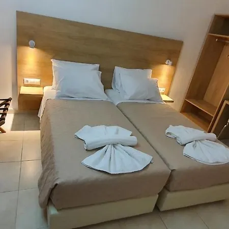 International Hotel-3