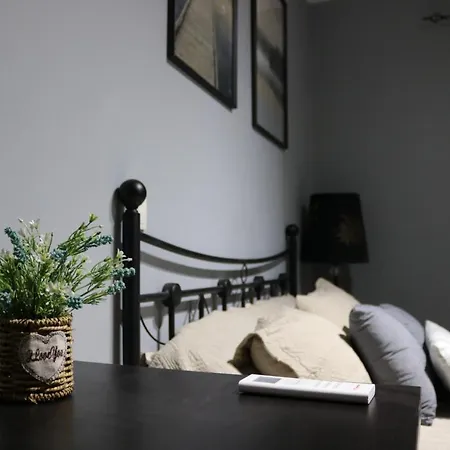 Semi-Basement 50Sqm Apartment Near Kos Citycenter-2