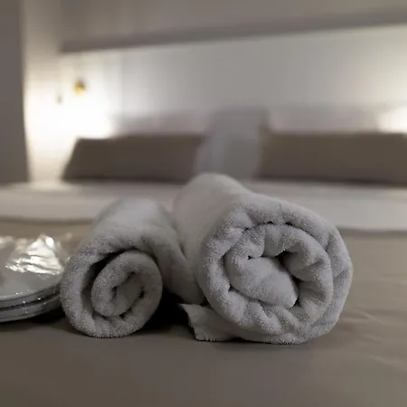 Sunset Brand New Luxury Apt With Pool & Sea View-3