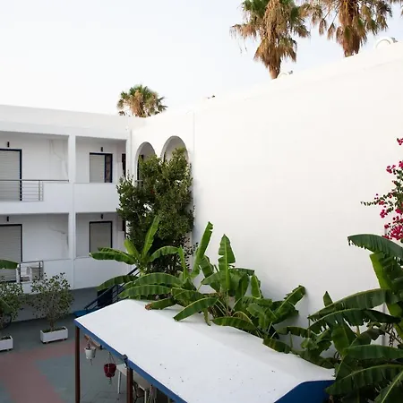 Sea Breeze 2 Apartments-2