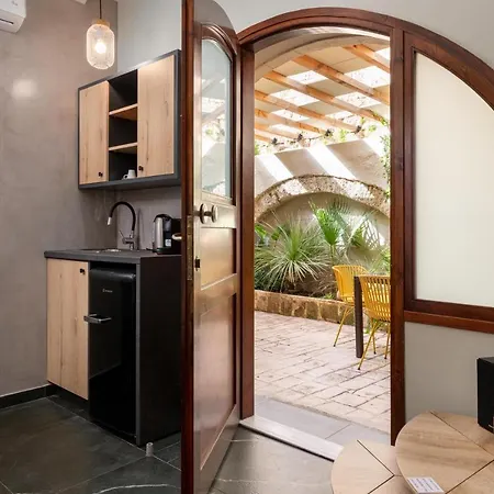 Zoe Suites-2