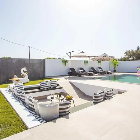 Platanos House-2