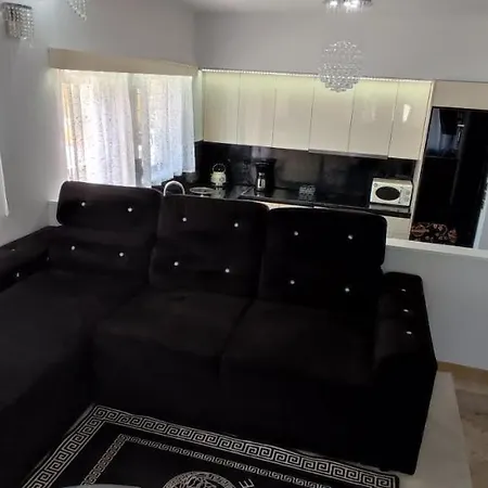 Ixian House Apartment-3