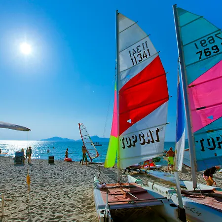 Caravia Beach Hotel-2