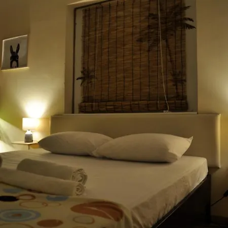 Funky Nest - A Cozy Apartment In Zipari-2