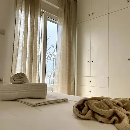 Modern Apartment, Close To The Beach - El Greco Apartments No 1-2