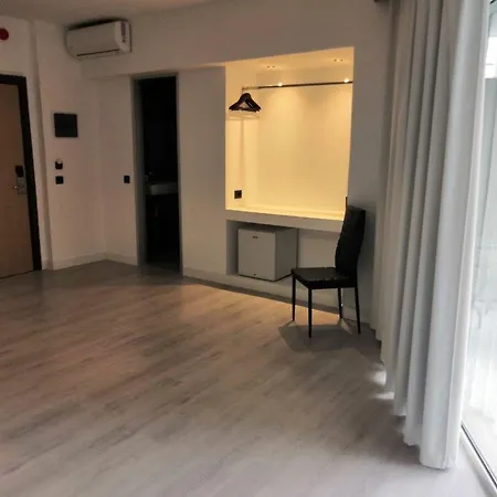 Castellum Suites-3