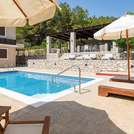 Adonis Villa In Nature-2