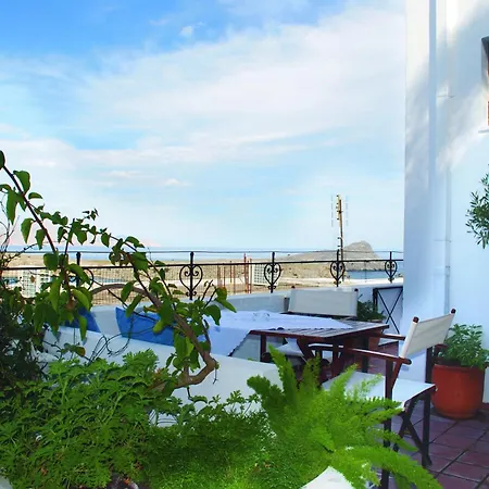 Maris Lindos Suites & Apartments-3