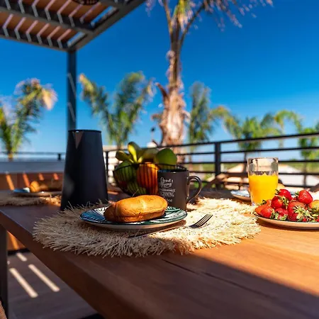 Palmeral Luxury Suites-3