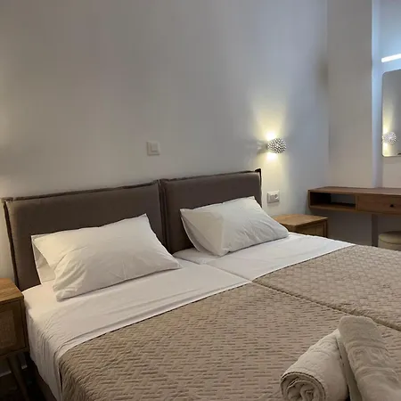 Sarris Studios & Apartments-2