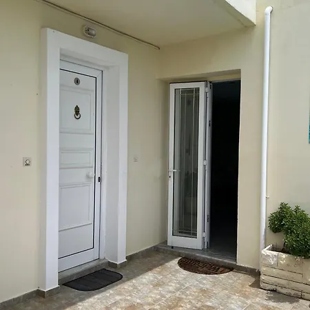 Manine Apartments-2