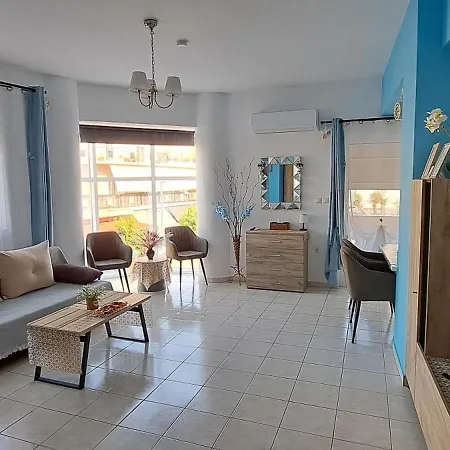 Michalis Apartment- Close To Port, Beaches-2