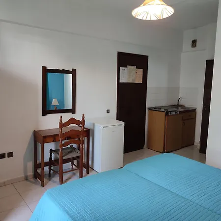 Dolphin Apartments-3