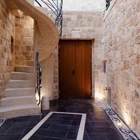 Chateau Anax Luxury Suites-3