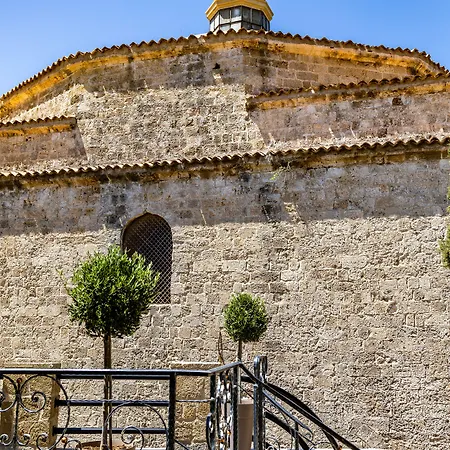 Chateau Anax Luxury Suites-2