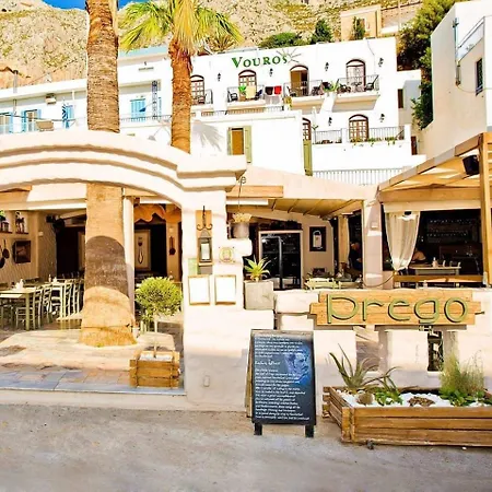 Vouros Palace-3