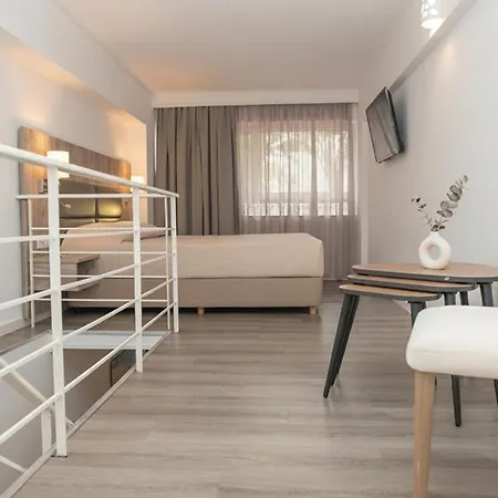 Kosta Palace-2
