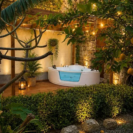 Aramis Boutique House-3