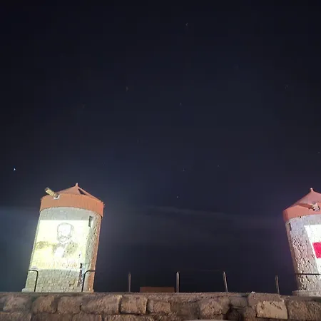 A Medieval Windmill Tower 2Bedrooms In The Heart Of Old Town With Magnificent Panoramic Seaview And Cityview-2