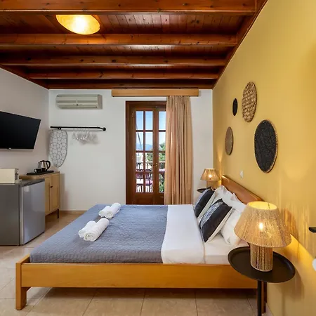 Pinotsi Rooms Village Symi-2