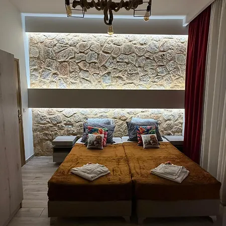 Errik Luxury House-2