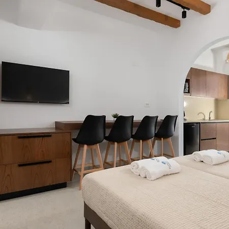 Pefkos View Suites & Maisonette-2