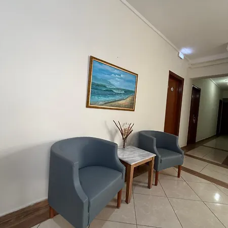 Paradise Hotel-3