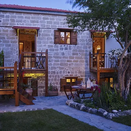 Helios Garden Boutique Apartments-3