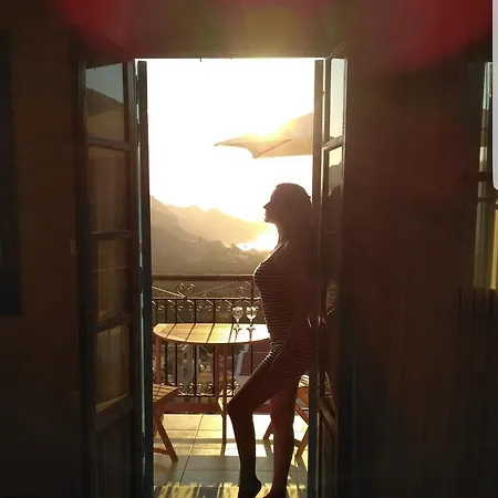 Symi Sunshine Apartment-3