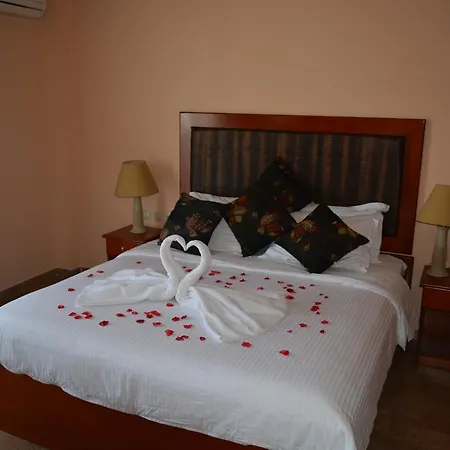 Americana Hotel-2