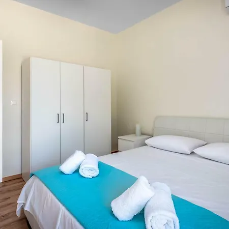 City Apartment-2