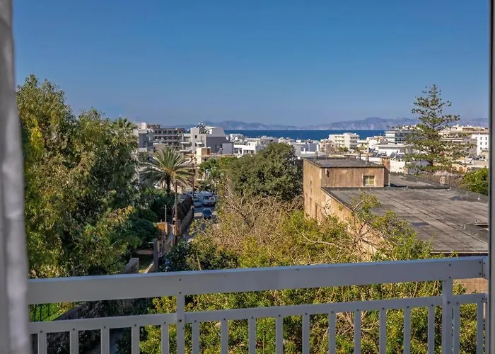 4. Sea view luxury suite for 4 in Rhodes centre! Rhodes City
