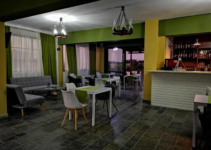 Aparthotel Ilios And Irene Mastichari 