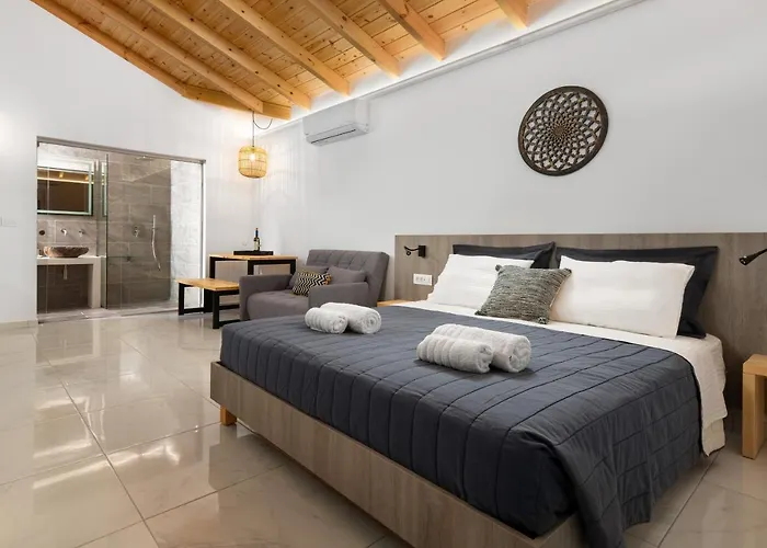 L & C Boutique Apartments Kremastí