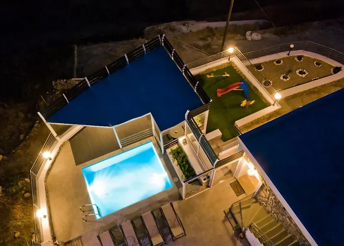Serenity Villa Lakki 