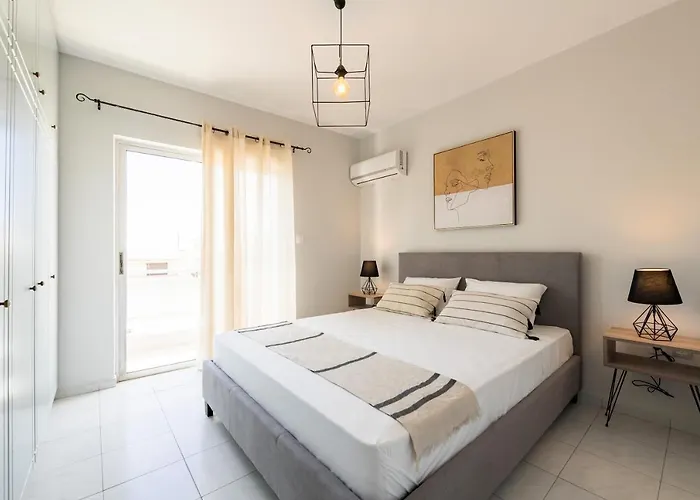 City Center Elite Suite Rhodes City admite animales