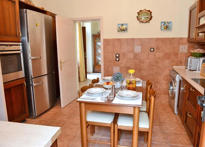 Pet friendly Classical Villa Archontiko D&M Rhodes City