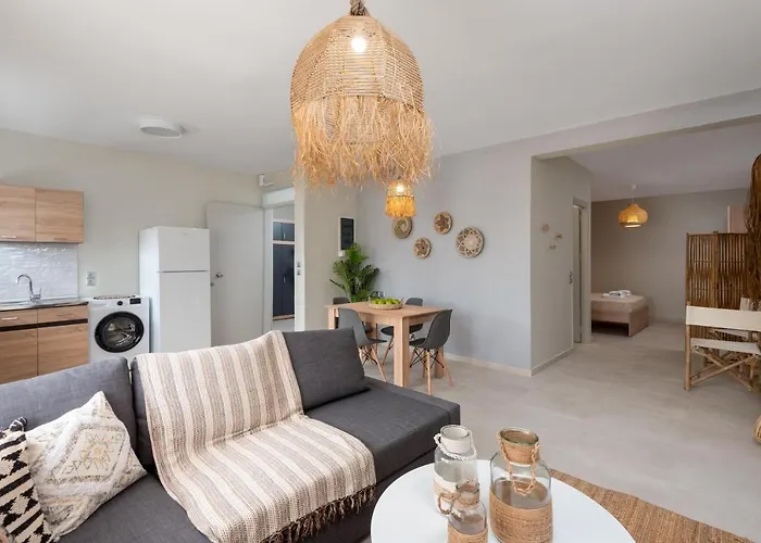Port Living Apartments Rhodes City