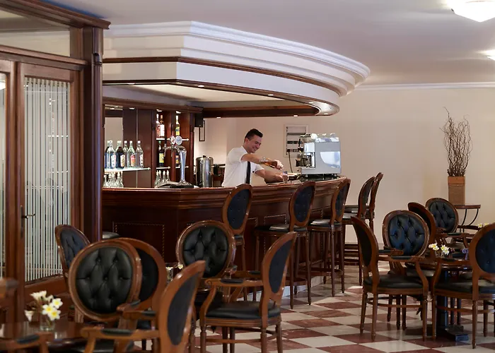 Hoteles cerca de Palacio del Gobernador