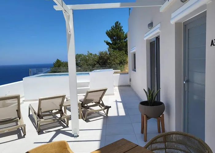 Agnantema Luxury Suites Kyra Panagia