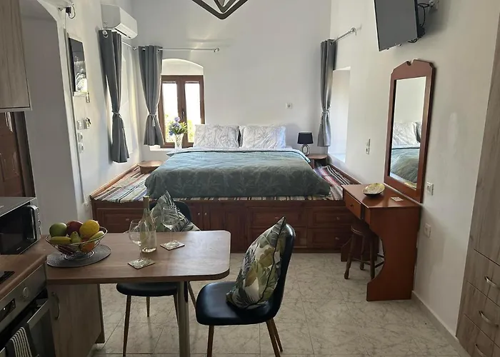 New Lindos Studio 45 Renovated acceptant les animaux