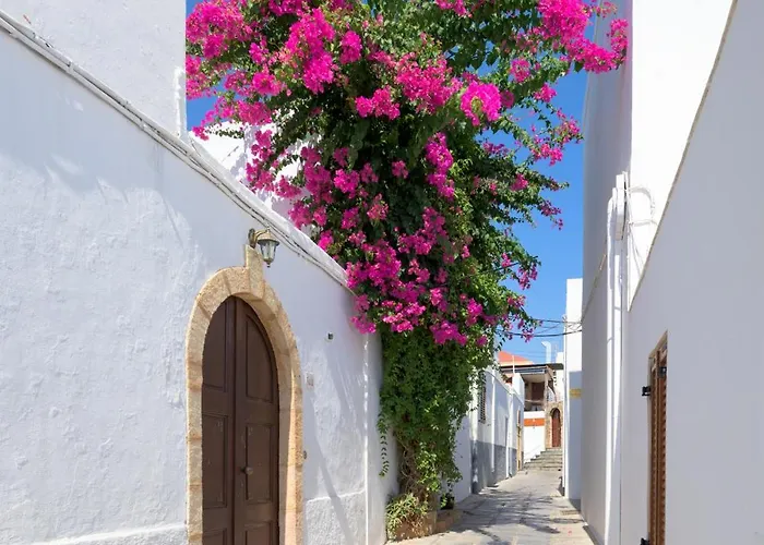 Erato Apartments Lindos 