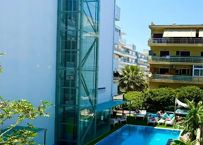 Hoteles cerca de Playa de Elli