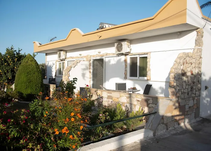 Nikos Studios Kéfalos